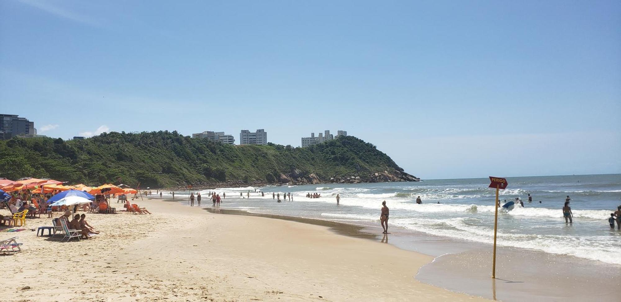 San Remo Apartamento Praia Do Tombo Гуаружа Экстерьер фото